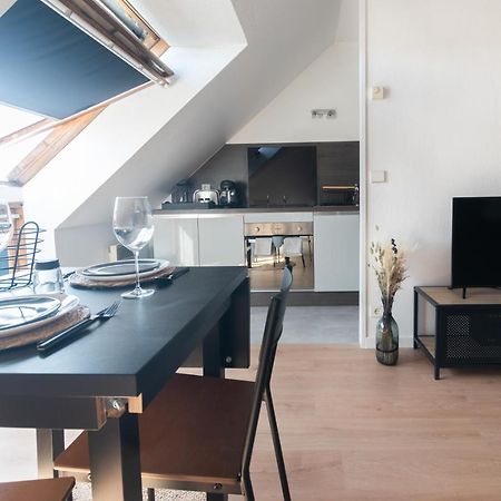 Bienvenue Chez Vous Tres Calme Et En Plein Centre Apartman Mantes-la-Jolie Kültér fotó