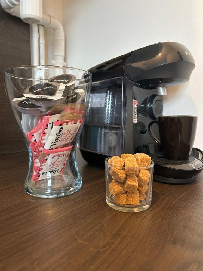 Bienvenue Chez Vous Tres Calme Et En Plein Centre Apartman Mantes-la-Jolie Kültér fotó